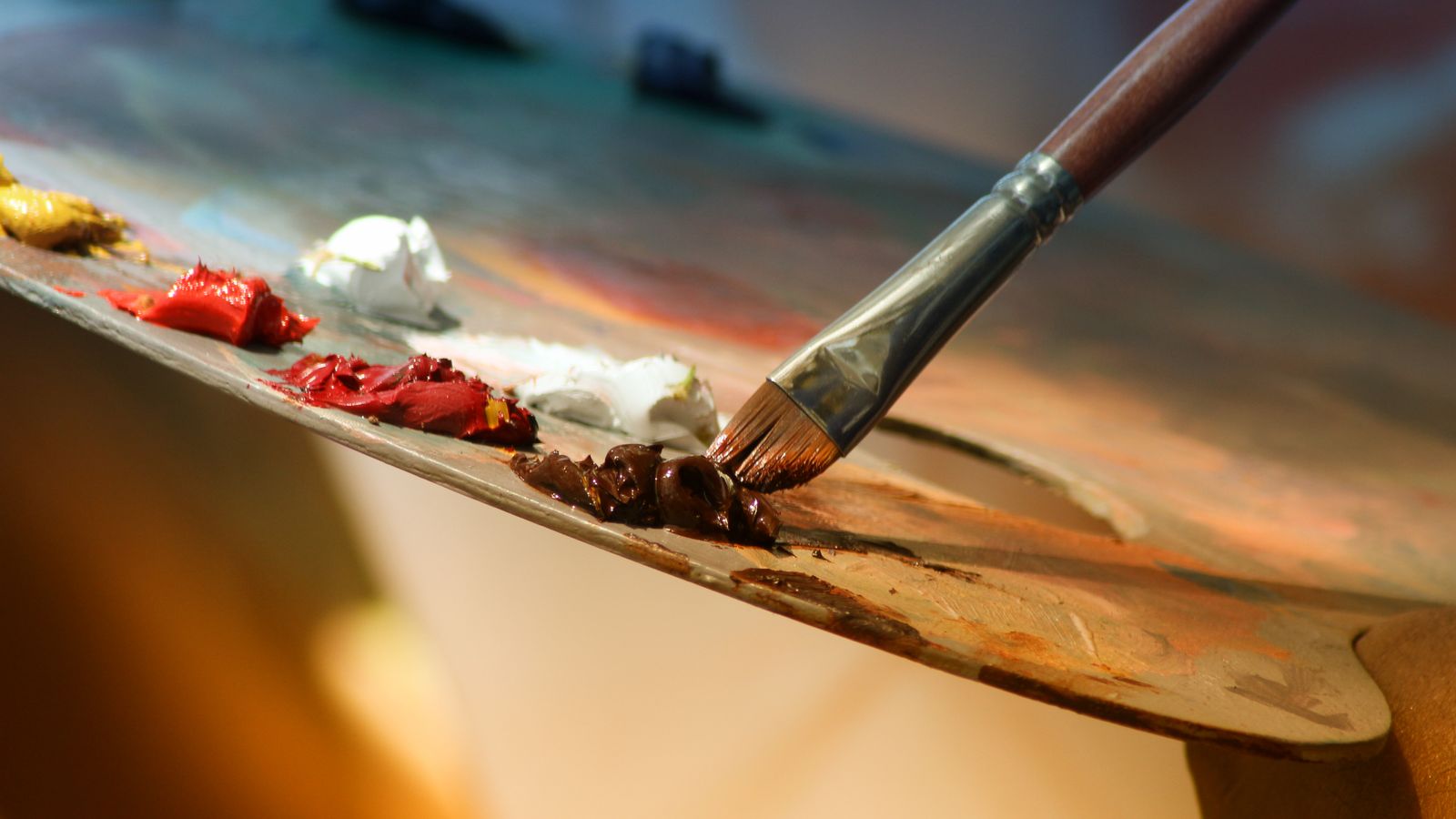 pencil sketch, paint palette, mixed colors, rough lines